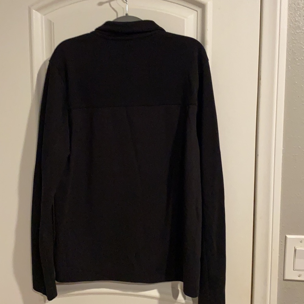 Perry Ellis long  sleeve collared shirt
Please view pictures - Picture 7 of 8